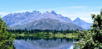 lake hayes