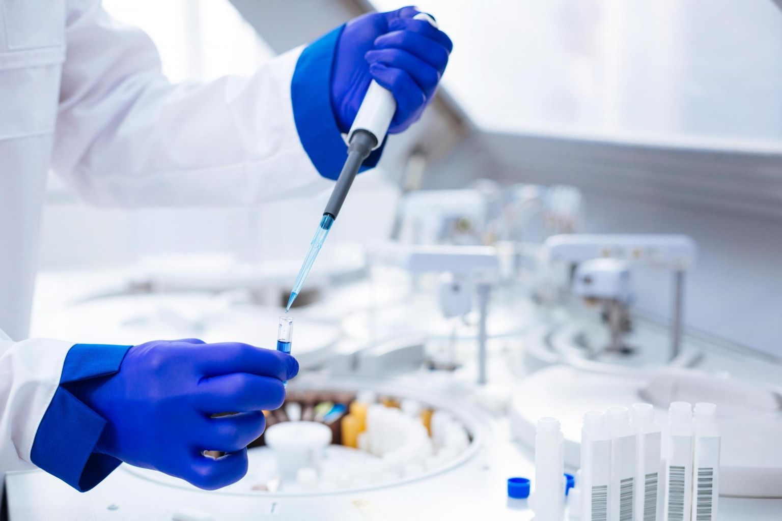 A novel approach to detect IDH point mutations in gliomas using nanopore sequencing