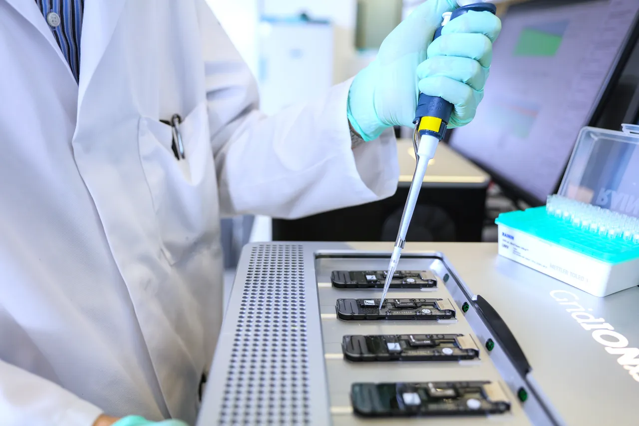 Oxford Nanopore and bioMérieux launch AmPORE-TB, a Research Use Only sequencing-based solution to rapidly characterise drug resistant-tuberculosis